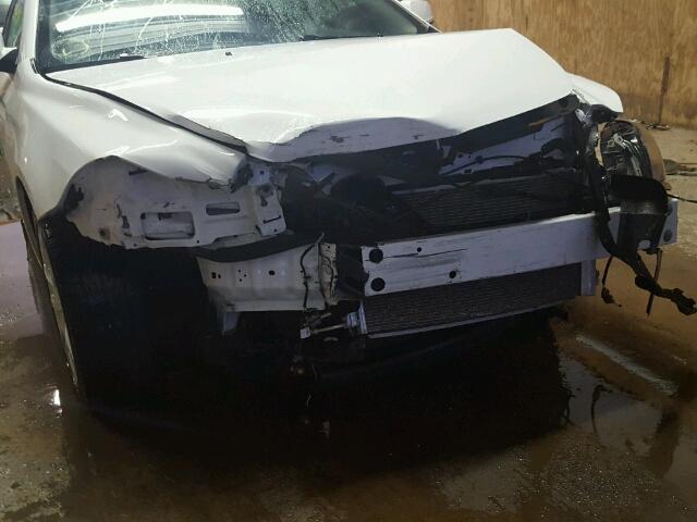 1G1ZE5E17BF270083 - 2011 CHEVROLET MALIBU LTZ 白色 照片 9