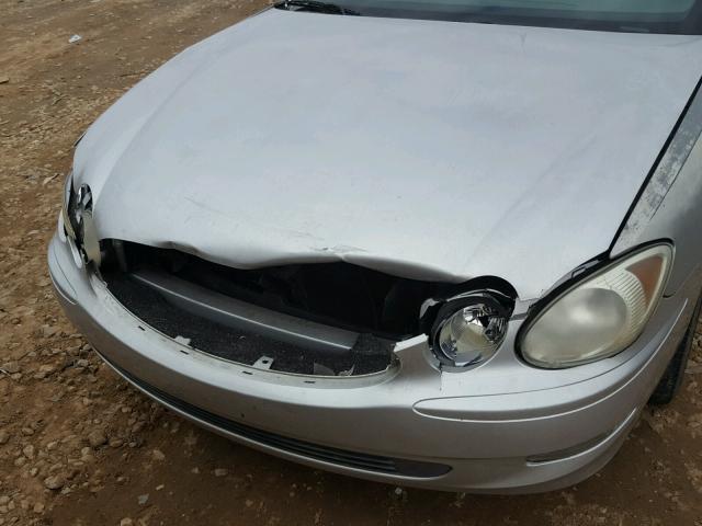 2G4WD532651213017 - 2005 BUICK LACROSSE C SILVER photo 10