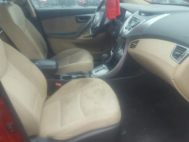 KMHDH4AE9BU106028 - 2011 HYUNDAI ELANTRA GL RED photo 5