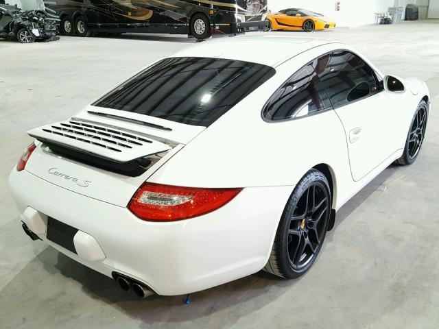 WP0AB29929S721837 - 2009 PORSCHE 911 CARRER WHITE photo 4