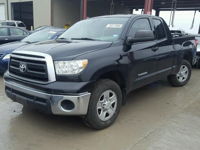 5TFRM5F11DX060200 - 2013 TOYOTA TUNDRA DOU BLACK photo 2