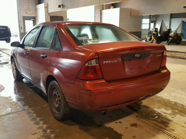 1FAFP34N85W281715 - 2005 FORD FOCUS ZX4 RED photo 3