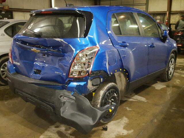 KL7CJKSB2GB729584 - 2016 CHEVROLET TRAX LS BLUE photo 4