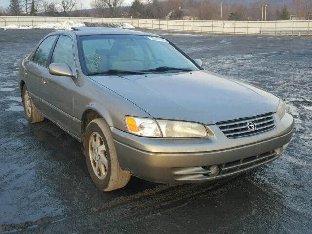 4T1BF22K3XU088428 - 1999 TOYOTA CAMRY LE SILVER photo 1