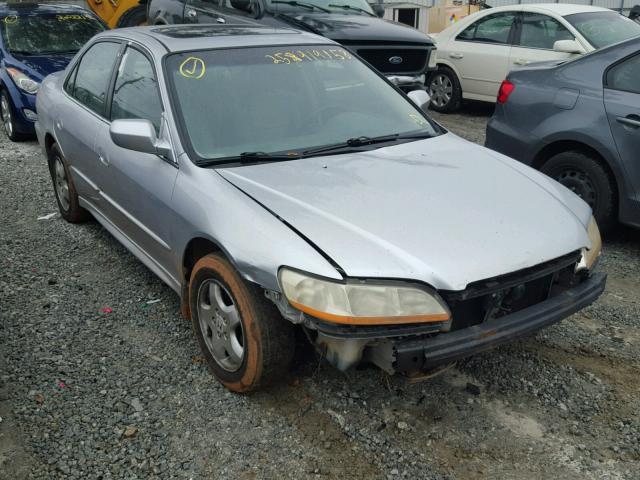 1HGCG16562A013805 - 2002 HONDA ACCORD EX SILVER photo 1