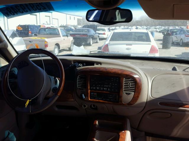 5LMPU28A5YLJ10895 - 2000 LINCOLN NAVIGATOR 棕色 照片 9