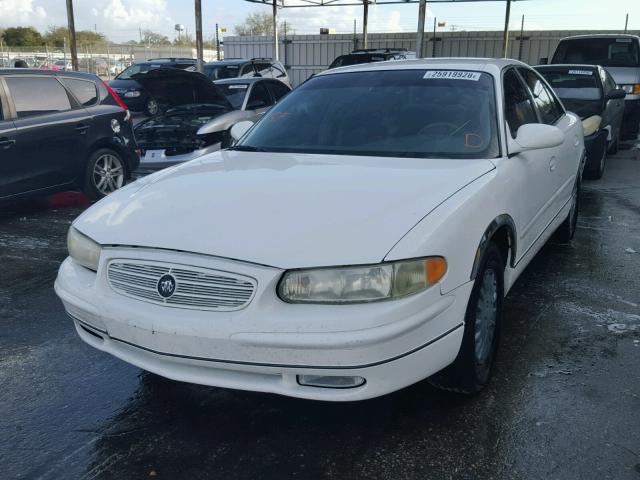 2G4WB52K521205686 - 2002 BUICK REGAL LS 白色 照片 2