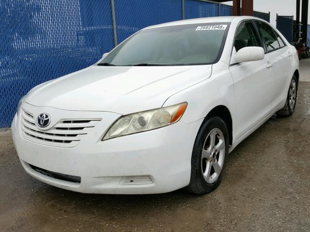 JTNBE46K973009407 - 2007 TOYOTA CAMRY NEW WHITE photo 2