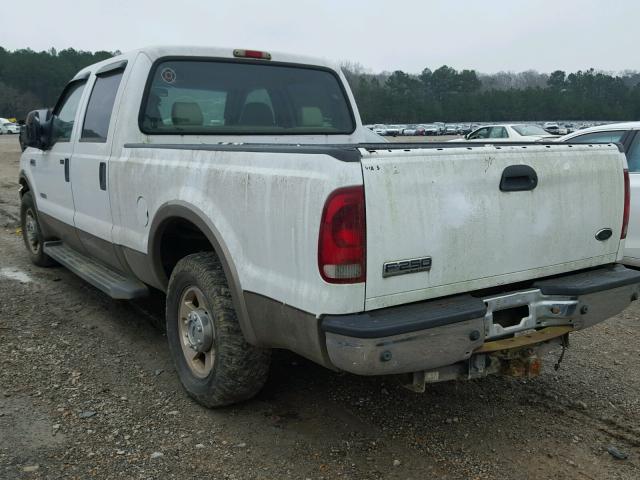 1FTSW20P36EB40202 - 2006 FORD F250 SUPER WHITE photo 3