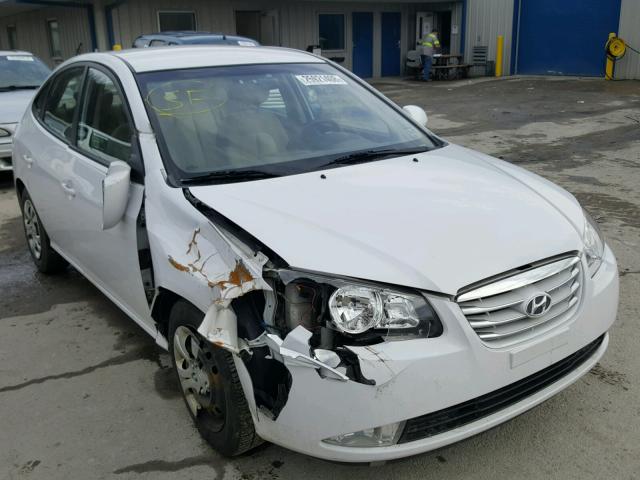 KMHDU4AD9AU855669 - 2010 HYUNDAI ELANTRA BL WHITE photo 1