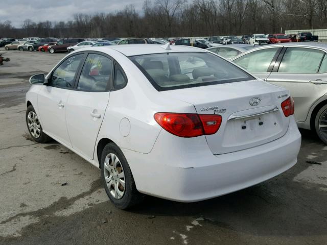 KMHDU4AD9AU855669 - 2010 HYUNDAI ELANTRA BL WHITE photo 3