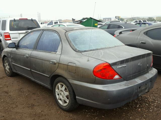 KNAFB121525116846 - 2002 KIA SPECTRA BA GRAY photo 3