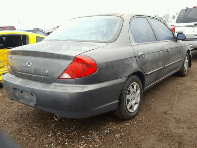 KNAFB121525116846 - 2002 KIA SPECTRA BA GRAY photo 4