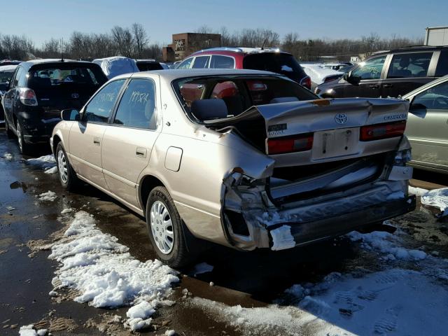 4T1BG22K0WU281860 - 1998 TOYOTA CAMRY CE BEIGE photo 3