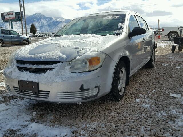 1G1AK55F177186215 - 2007 CHEVROLET COBALT LS SILVER photo 2