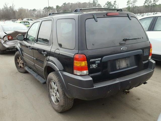 1FMCU03164KA53703 - 2004 FORD ESCAPE XLT BLACK photo 3