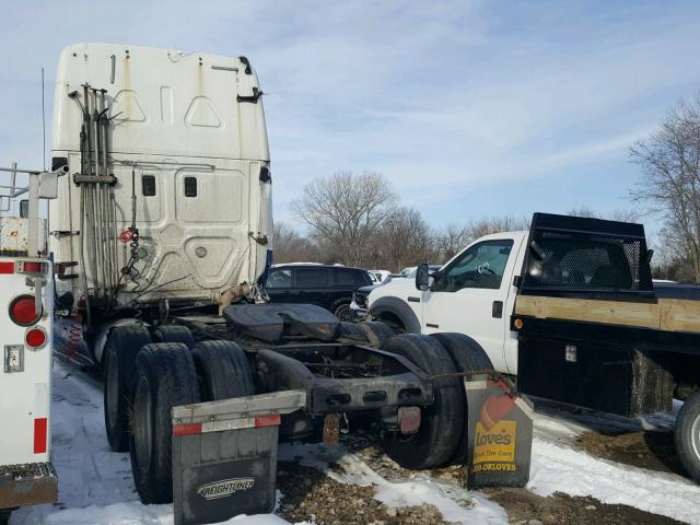 1FUJGLBG6CSBM6886 - 2012 FREIGHTLINER CASCADIA 1 WHITE photo 3