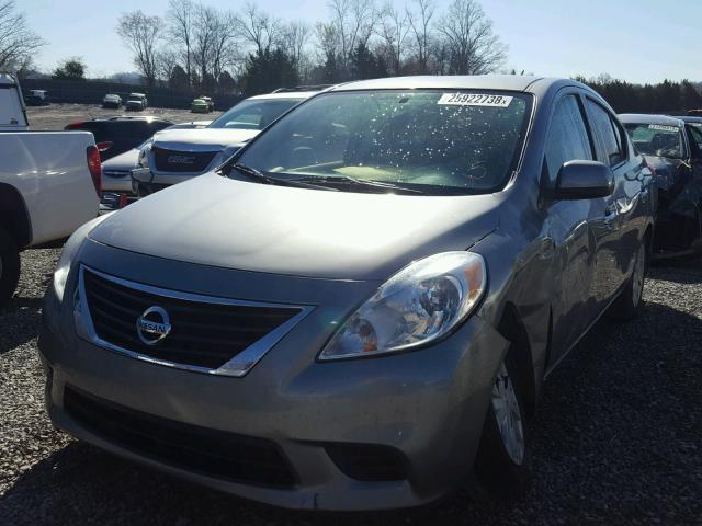 3N1CN7AP6DL888154 - 2013 NISSAN VERSA S GRAY photo 2