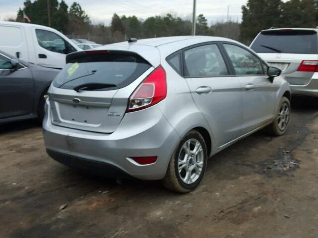 3FADP4EJ3FM179698 - 2015 FORD FIESTA SE SILVER photo 4