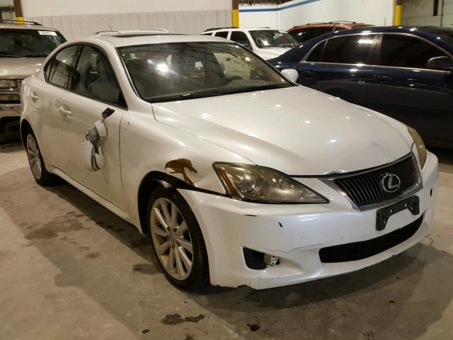 JTHCF5C25A2033568 - 2010 LEXUS IS 250 WHITE photo 1