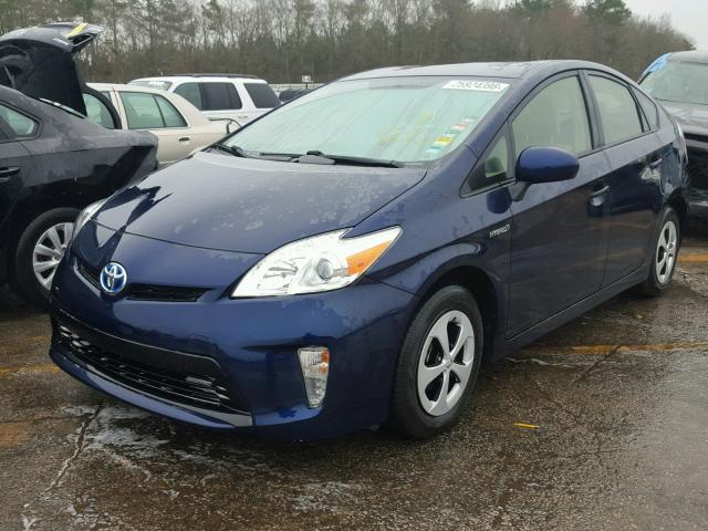 JTDKN3DU0F1981460 - 2015 TOYOTA PRIUS BLUE photo 2