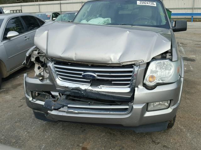 1FMEU63E48UA99670 - 2008 FORD EXPLORER X SILVER photo 9