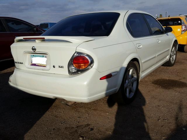 JN1DA31D73T519439 - 2003 NISSAN MAXIMA GLE WHITE photo 4