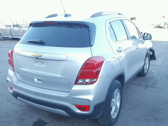 3GNCJLSB4HL164142 - 2017 CHEVROLET TRAX 1LT SILVER photo 4