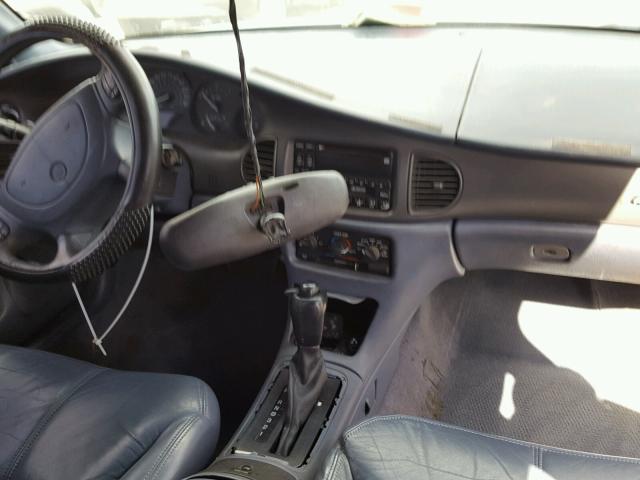 2G4WB52K1W1457652 - 1998 BUICK REGAL LS BLUE photo 9