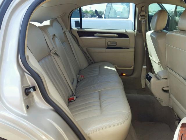 1LNHM81W97Y607935 - 2007 LINCOLN TOWN CAR S BEIGE photo 6