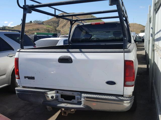 1FTRX17W22NB56727 - 2002 FORD F150 WHITE photo 4