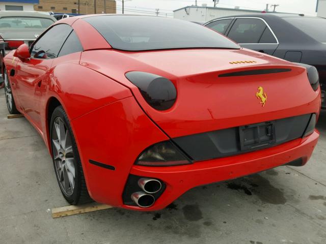 ZFF65LJA5A0169518 - 2010 FERRARI CALIFORNIA RED photo 3