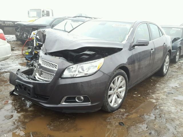 1G11H5SA1DF116884 - 2013 CHEVROLET MALIBU LTZ 灰色 照片 2