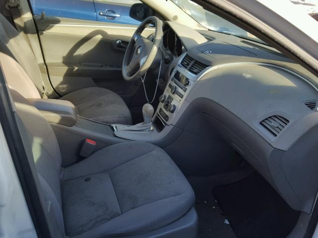 1G1ZG57B08F297800 - 2008 CHEVROLET MALIBU LS WHITE photo 5