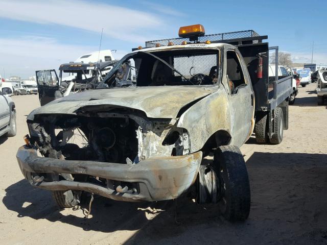 1FDWF37F7YEB47334 - 2000 FORD F350 SUPER WHITE photo 2