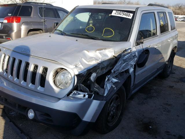 1J4NT1GAXBD270733 - 2011 JEEP PATRIOT SP SILVER photo 9