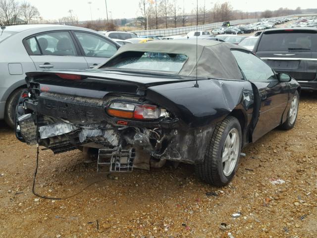 2G1FP32KXV2118061 - 1997 CHEVROLET CAMARO BAS 黑色 照片 4