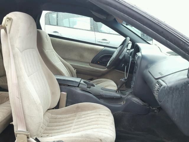 2G1FP32KXV2118061 - 1997 CHEVROLET CAMARO BAS 黑色 照片 5