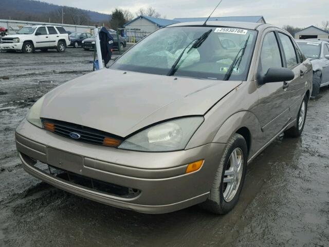 1FAFP34313W232108 - 2003 FORD FOCUS SE C GOLD photo 2