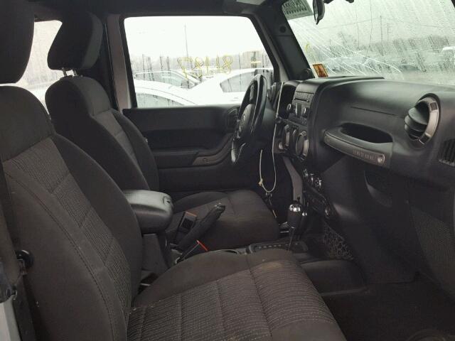 1J4GA2D18BL530500 - 2011 JEEP WRANGLER S SILVER photo 5