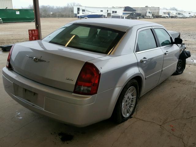 2C3KA43R76H366991 - 2006 CHRYSLER 300 SILVER photo 4