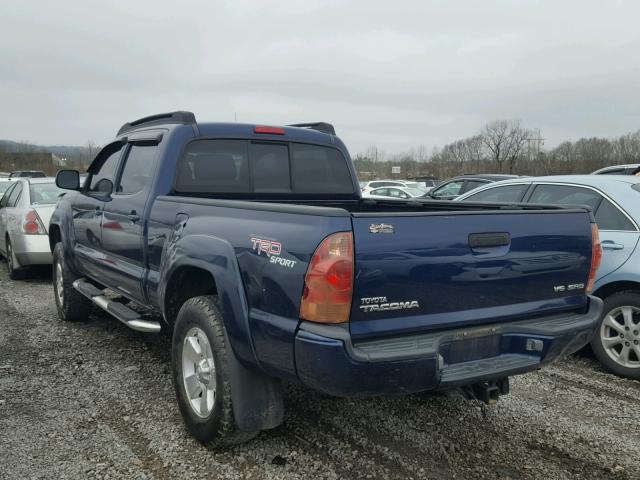 3TMMU52N56M002148 - 2006 TOYOTA TACOMA DOU BLUE photo 3