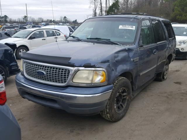 1FMRU1763XLA65974 - 1999 FORD EXPEDITION BLUE photo 2