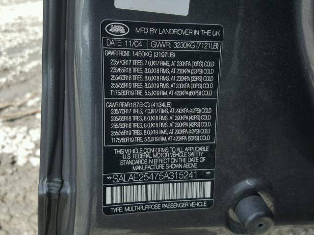 SALAE25475A315241 - 2005 LAND ROVER LR3 SE GRAY photo 10