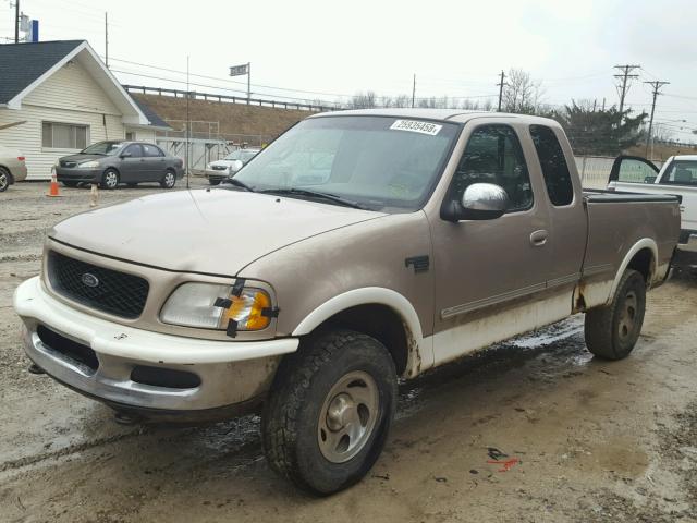 1FTRX18L4WNA55294 - 1998 FORD F150 TWO TONE photo 2