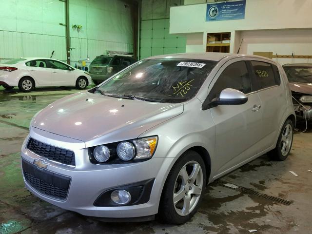 1G1JE6SH4D4147201 - 2013 CHEVROLET SONIC LTZ SILVER photo 2