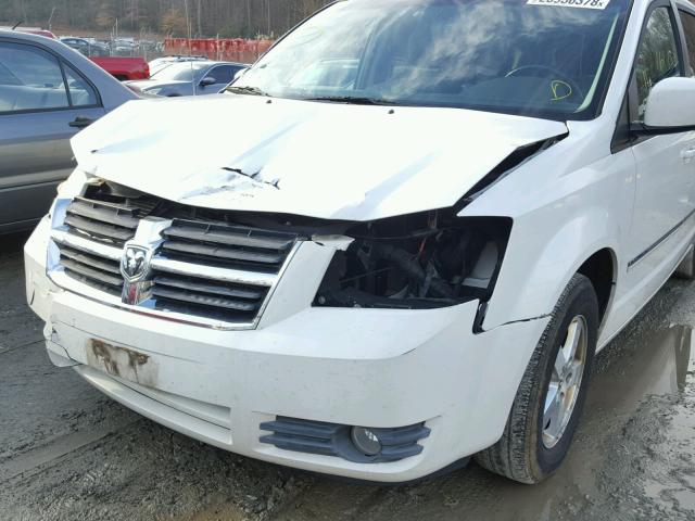 2D8HN54P28R655093 - 2008 DODGE GRAND CARA WHITE photo 9