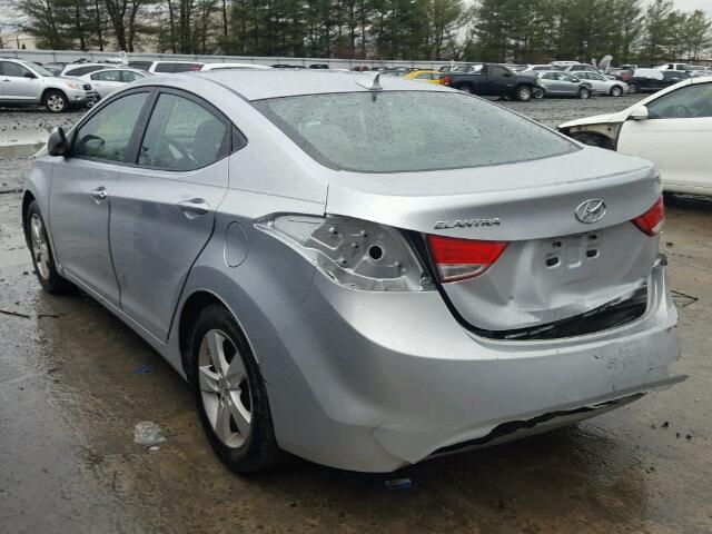 5NPDH4AEXCH099428 - 2012 HYUNDAI ELANTRA GL SILVER photo 3