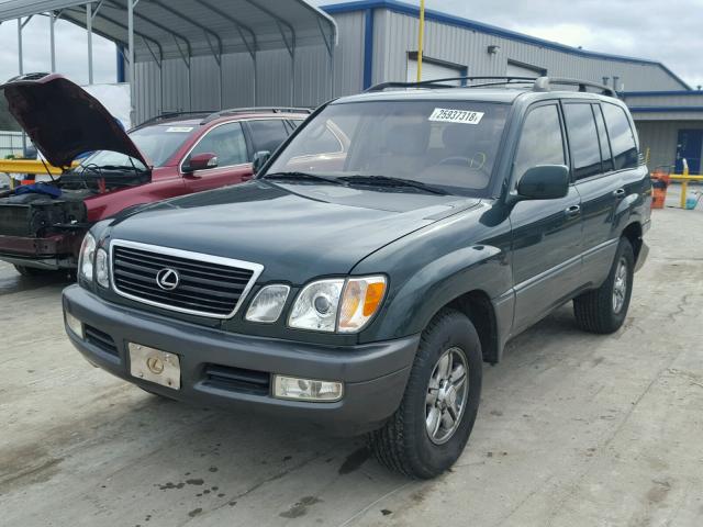 JT6HT00W3W0004199 - 1998 LEXUS LX 470 GREEN photo 2