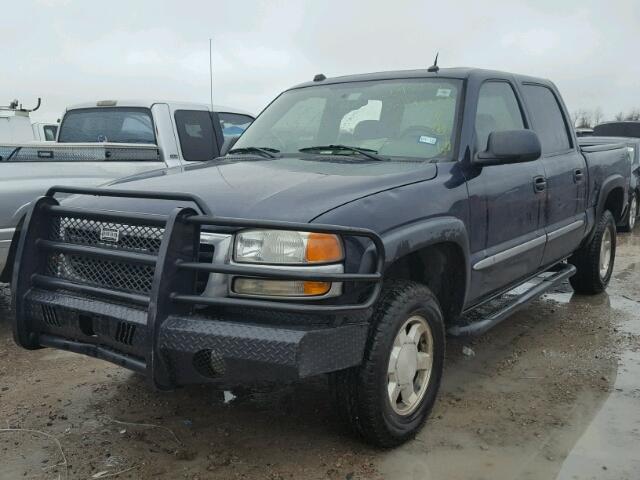 2GTEK13T851238539 - 2005 GMC NEW SIERRA BLUE photo 2